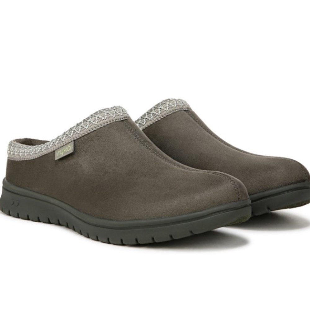 Ryka Women's Stellar Mules In Alpine Green